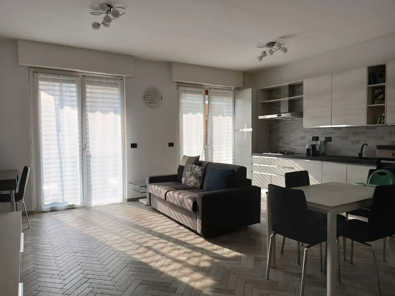 Gf Holiday Suite Varazze 0*,  Italie