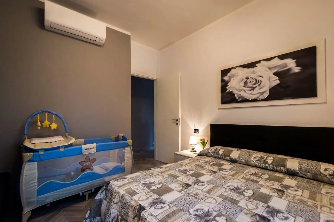 Appartement Gf Holiday Suite Varazze